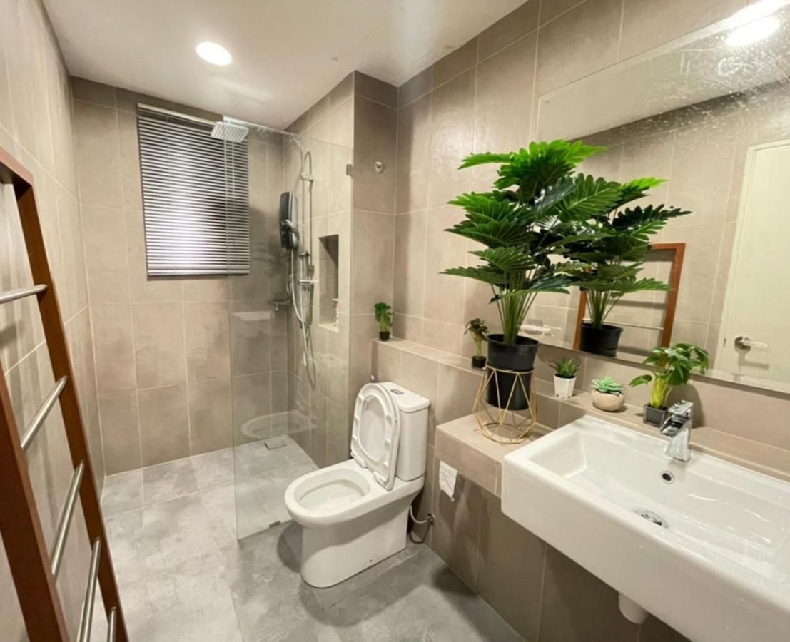 Vitaminsea Seaview 6Pax Studio Netflix B-7-03 Kuantan Bagian luar foto