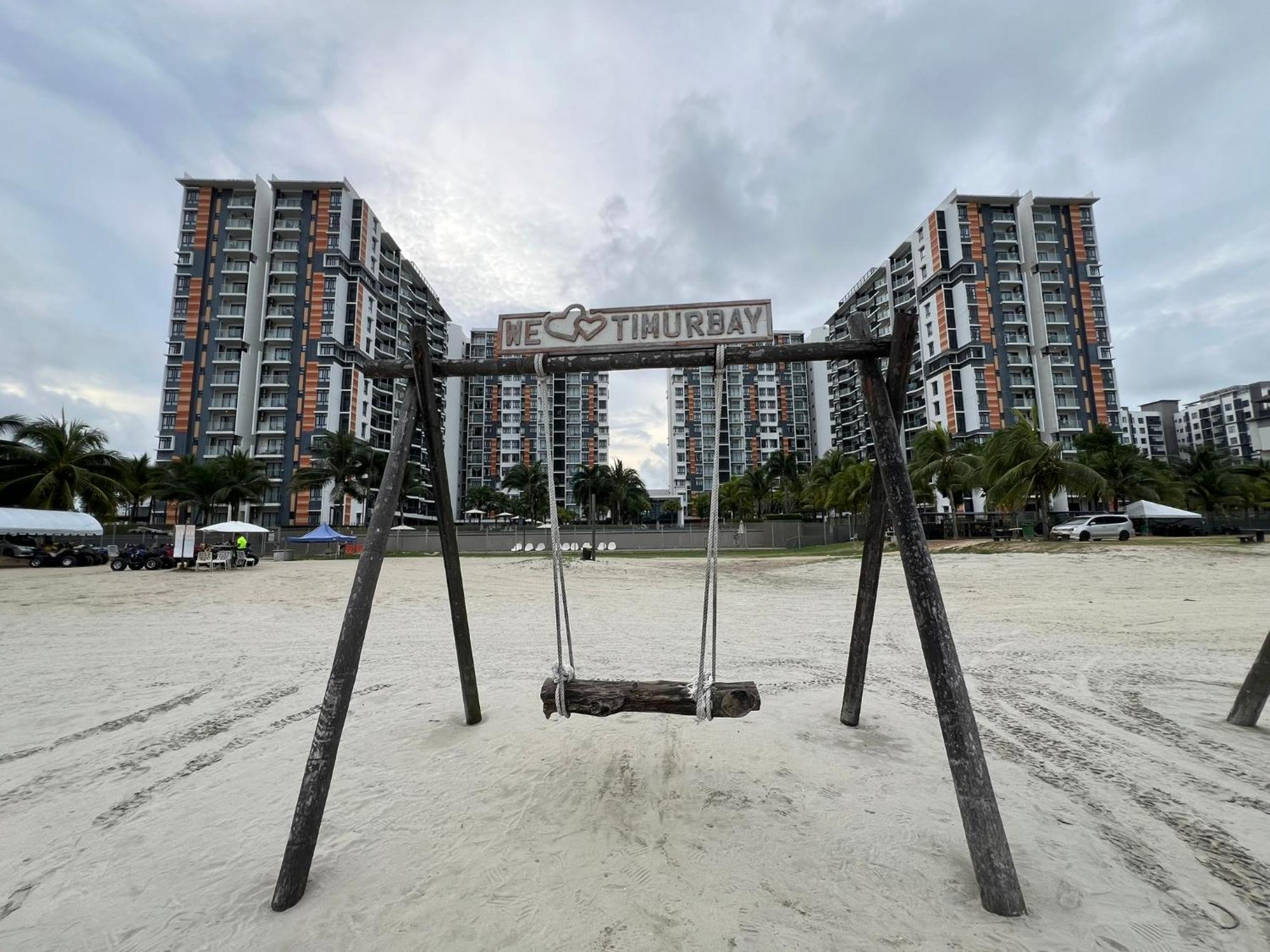 Vitaminsea Seaview 6Pax Studio Netflix B-7-03 Kuantan Bagian luar foto