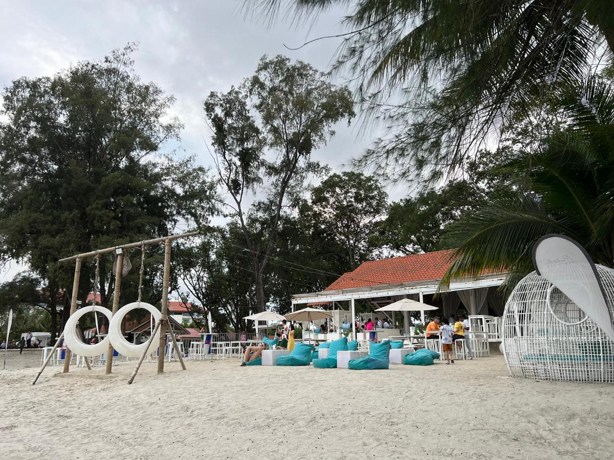 Vitaminsea Seaview 6Pax Studio Netflix B-7-03 Kuantan Bagian luar foto