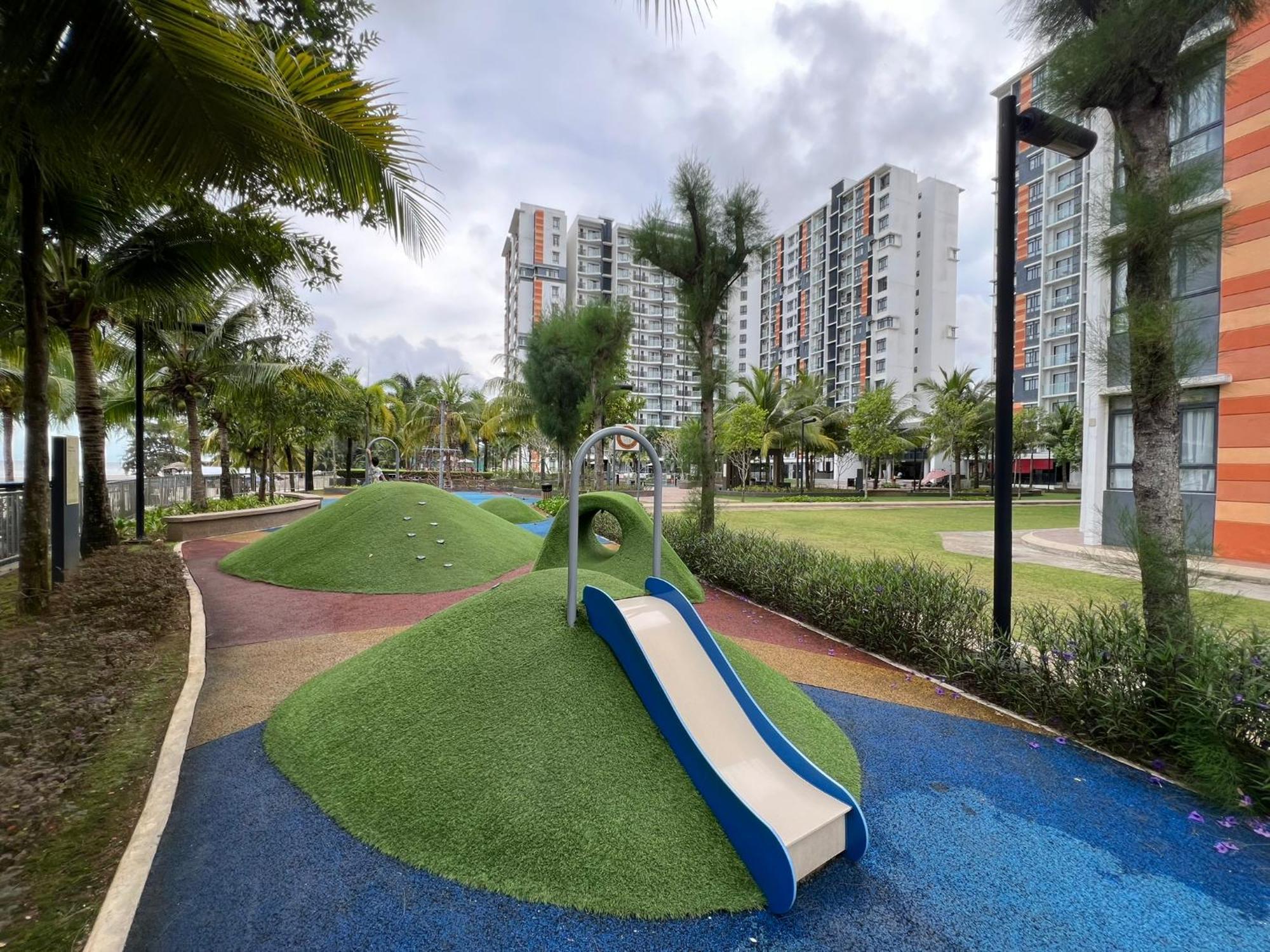 Vitaminsea Seaview 6Pax Studio Netflix B-7-03 Kuantan Bagian luar foto