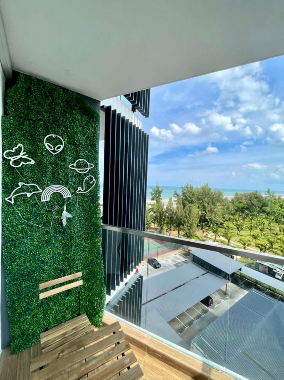 Vitaminsea Seaview 6Pax Studio Netflix B-7-03 Kuantan Bagian luar foto